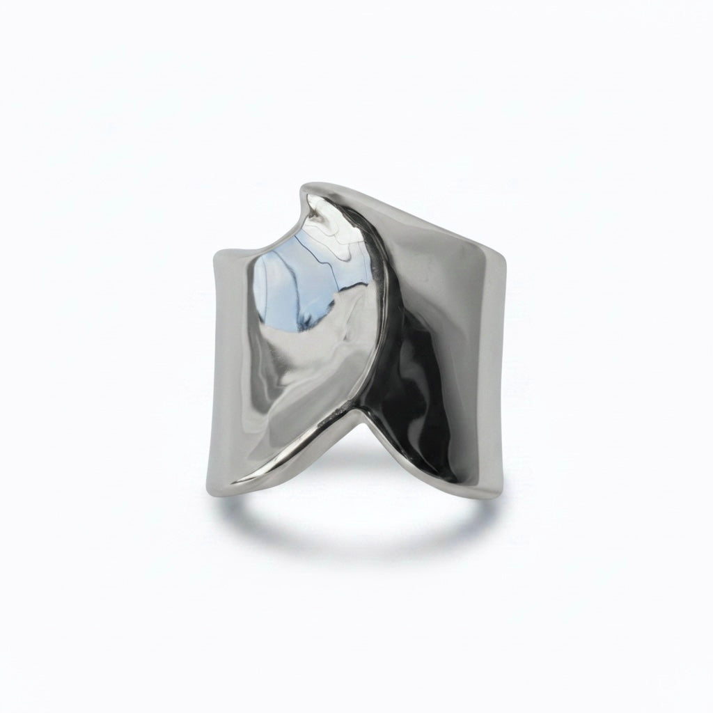 LIQUID HALO BANGLE